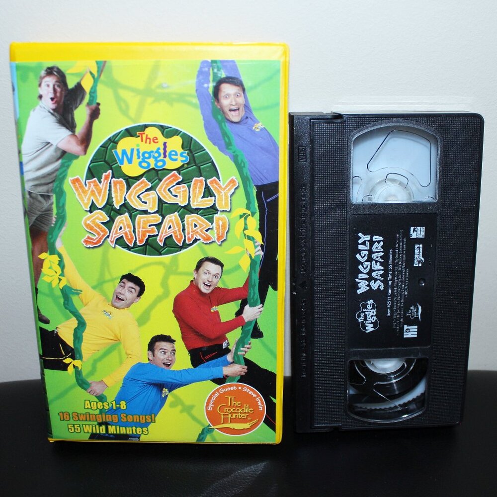3/$55❤️The Wiggles: Wiggly Safari Steve Irwin Crocodile Hunter Clamshell VHS